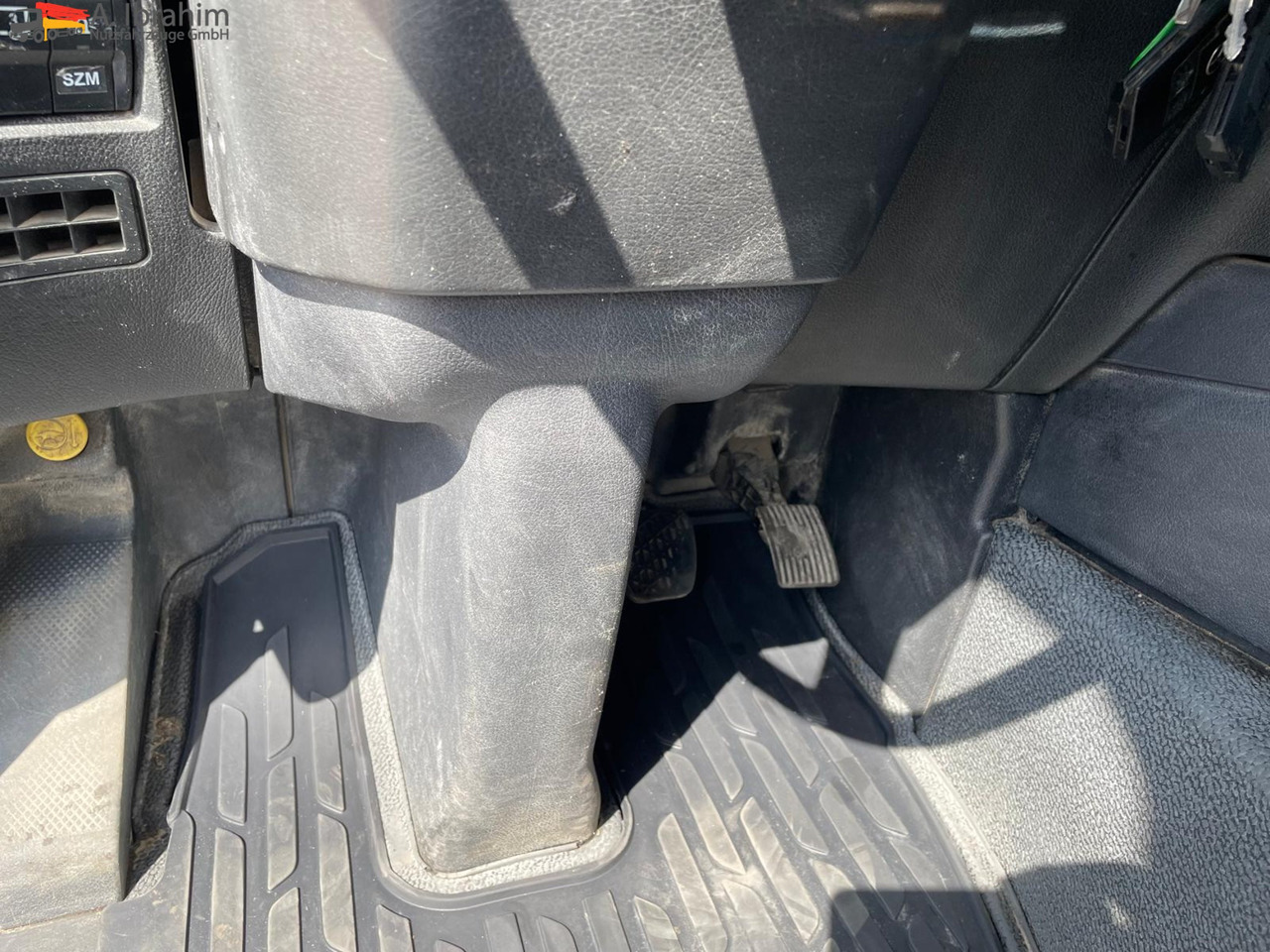 Mercedes-Benz 1845 Kipphydraulik, Retarder, Kompressor 4x2 - Тягач: фото 2 Mercedes-Benz 1845 Kipphydraulik, Retarder, Kompressor 4x2 - Тягач: фото 2