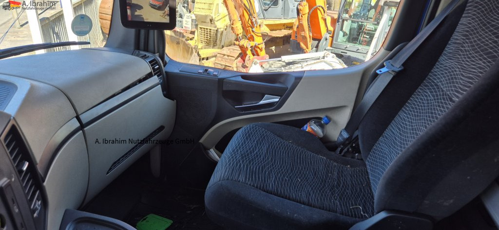 Mercedes-Benz 1846 Unfall, fahrbereit - Тягач: фото 5 Mercedes-Benz 1846 Unfall, fahrbereit - Тягач: фото 5