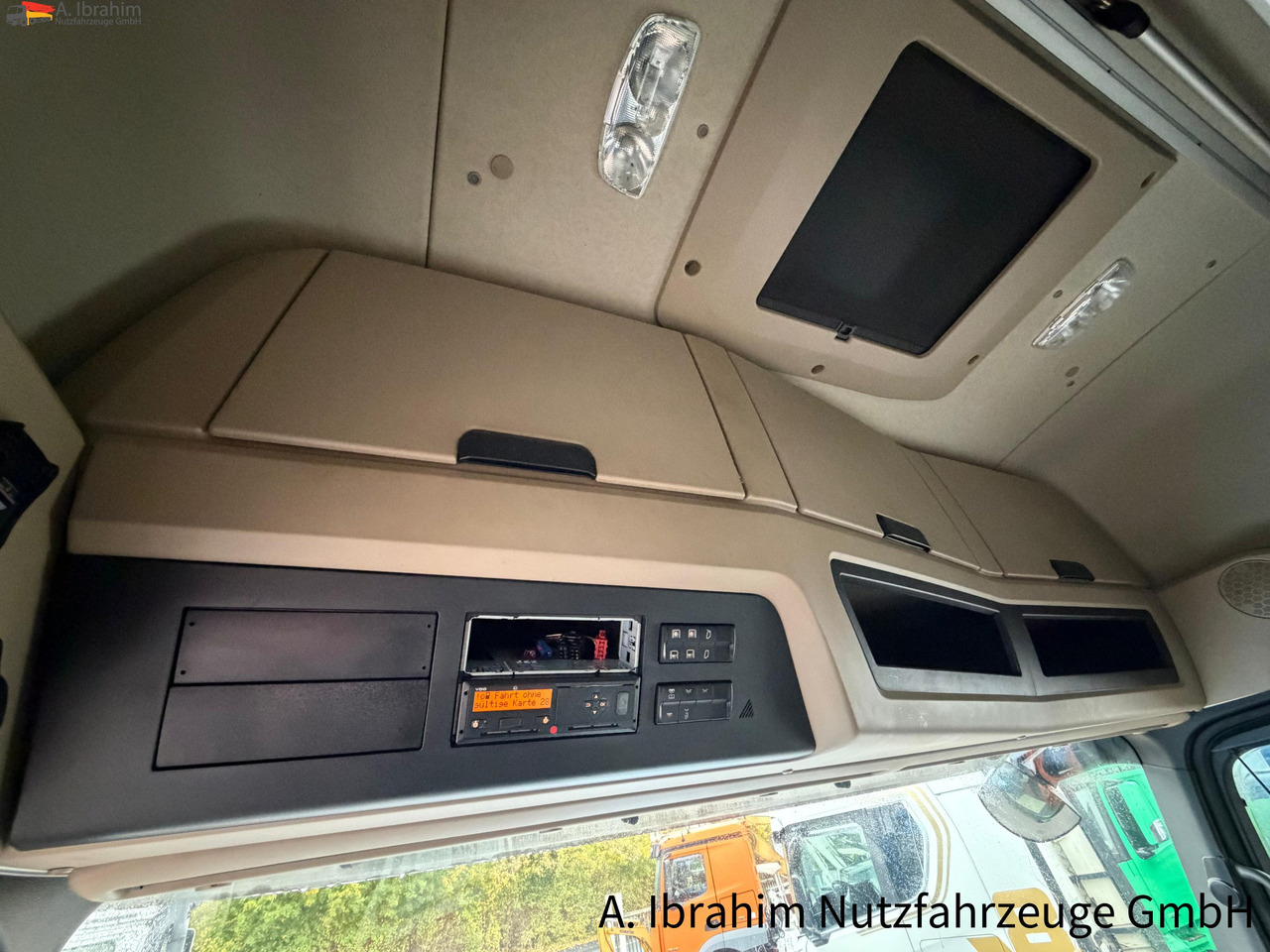 Mercedes-Benz Actros 1848 BigSpace | Retarder | Spoiler | Schubbodenhydraulik | 4x2 - Тягач: фото 2 Mercedes-Benz Actros 1848 BigSpace | Retarder | Spoiler | Schubbodenhydraulik | 4x2 - Тягач: фото 2