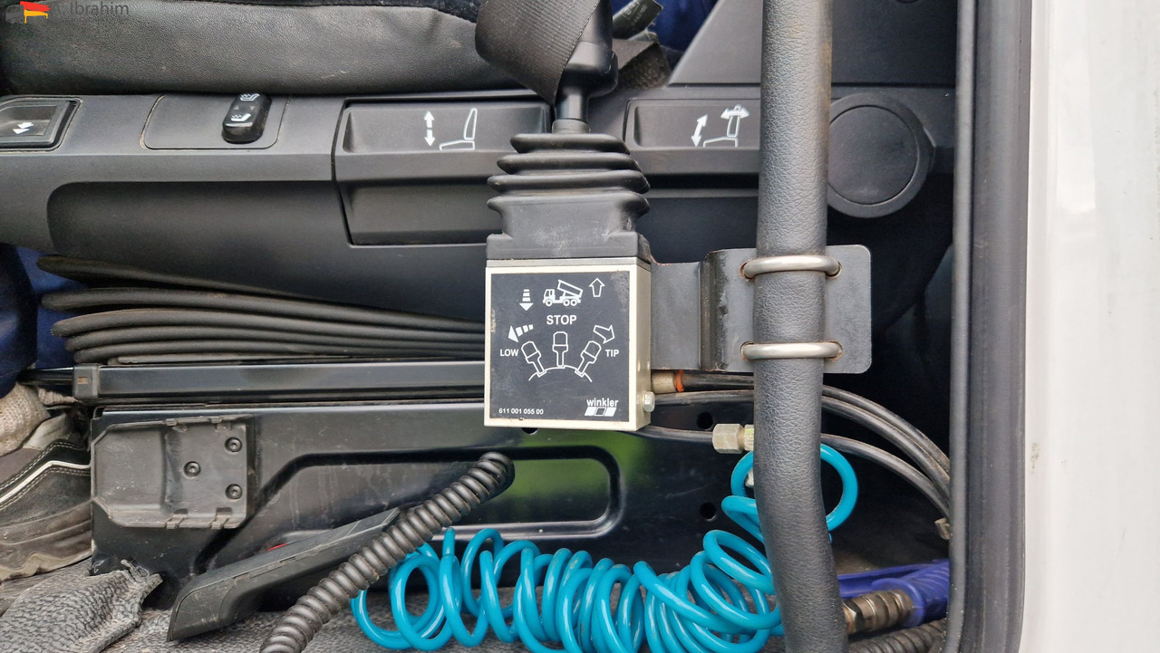 Mercedes-Benz DB 1842, Kipphydraulik - Тягач: фото 3 Mercedes-Benz DB 1842, Kipphydraulik - Тягач: фото 3