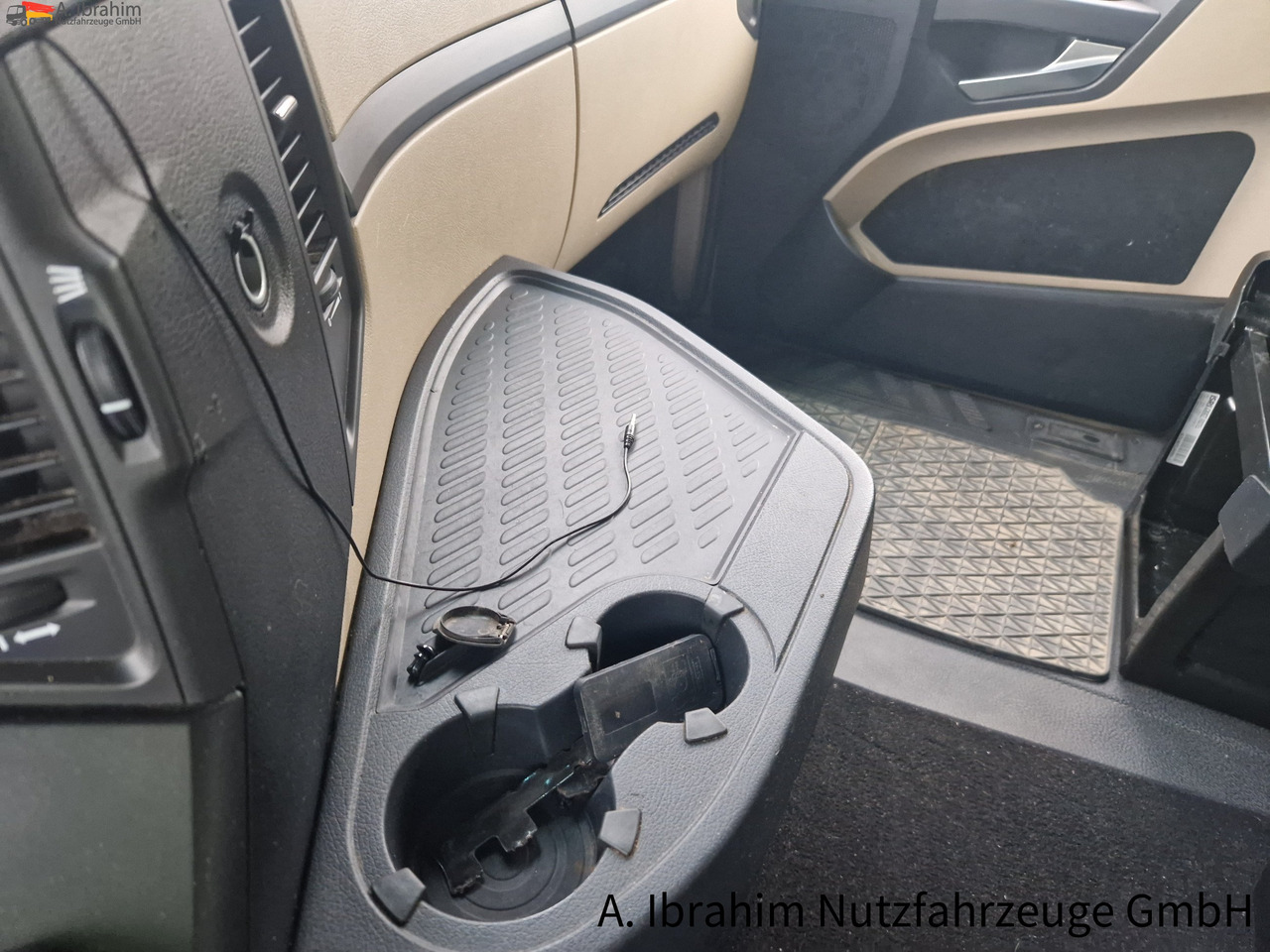 Mercedes-Benz DB 1842, Kipphydraulik deutsches Fahrzeug Retarder, Standklima - Тягач: фото 2 Mercedes-Benz DB 1842, Kipphydraulik deutsches Fahrzeug Retarder, Standklima - Тягач: фото 2