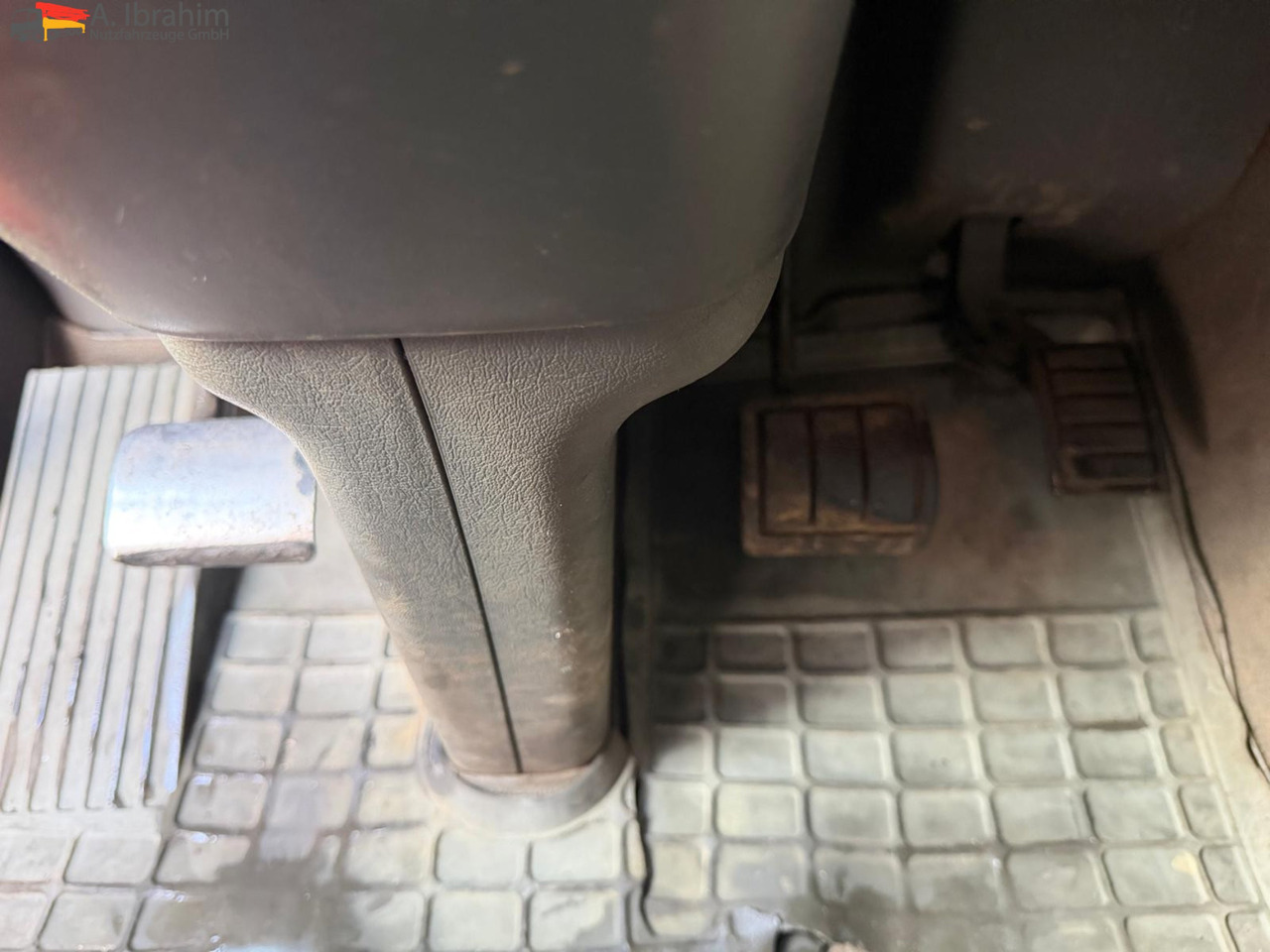 Volvo FH12-420 8x2 Fahrzeugpapiere Schweiz - Крюковой мультилифт: фото 2 Volvo FH12-420 8x2 Fahrzeugpapiere Schweiz - Крюковой мультилифт: фото 2