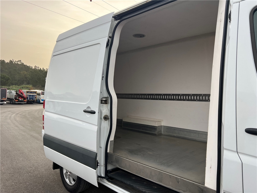 Цельнометаллический фургон MERCEDES-BENZ SPRINTER 315CDI: фото 10