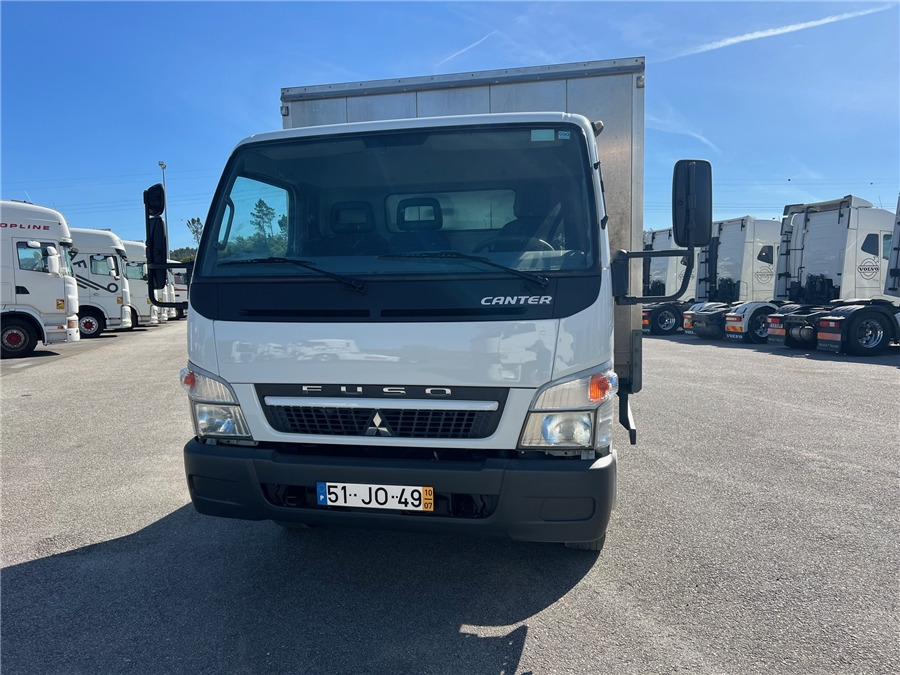 Mitsubishi Canter - Малотоннажный бортовой грузовик: фото 2 Mitsubishi Canter - Малотоннажный бортовой грузовик: фото 2