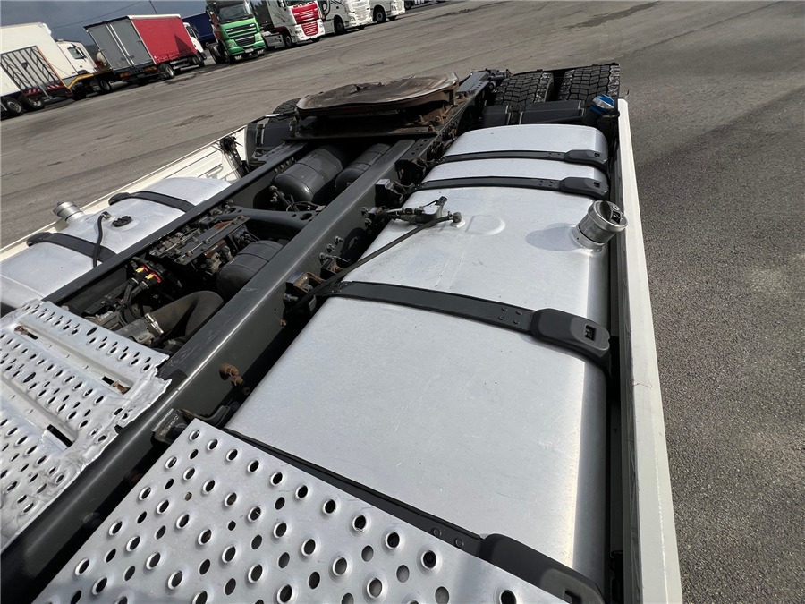 Тягач Scania R450: фото 10