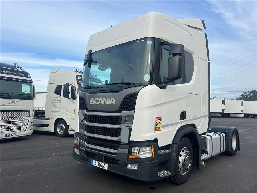 Тягач Scania R450: фото 1
