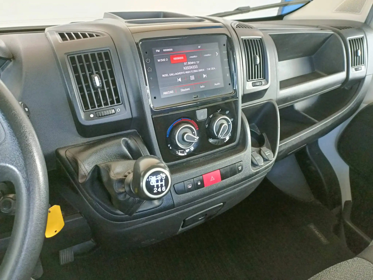Малотоннажный бортовой грузовик FIAT DUCATO 35 L2H1: фото 13