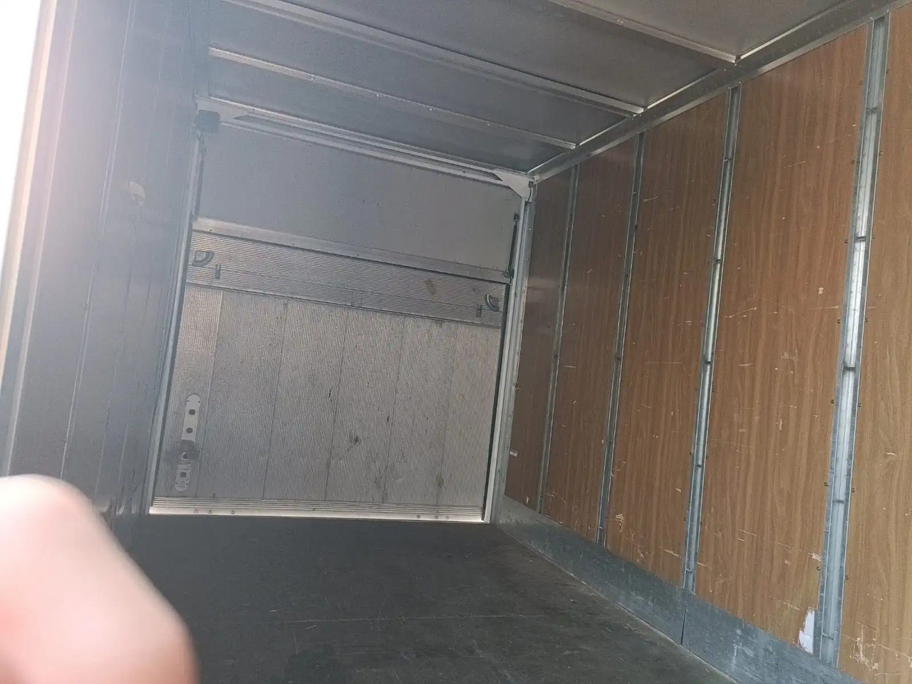 FURGONATO BOX - Сменный кузов - фургон: фото 4 FURGONATO BOX - Сменный кузов - фургон: фото 4