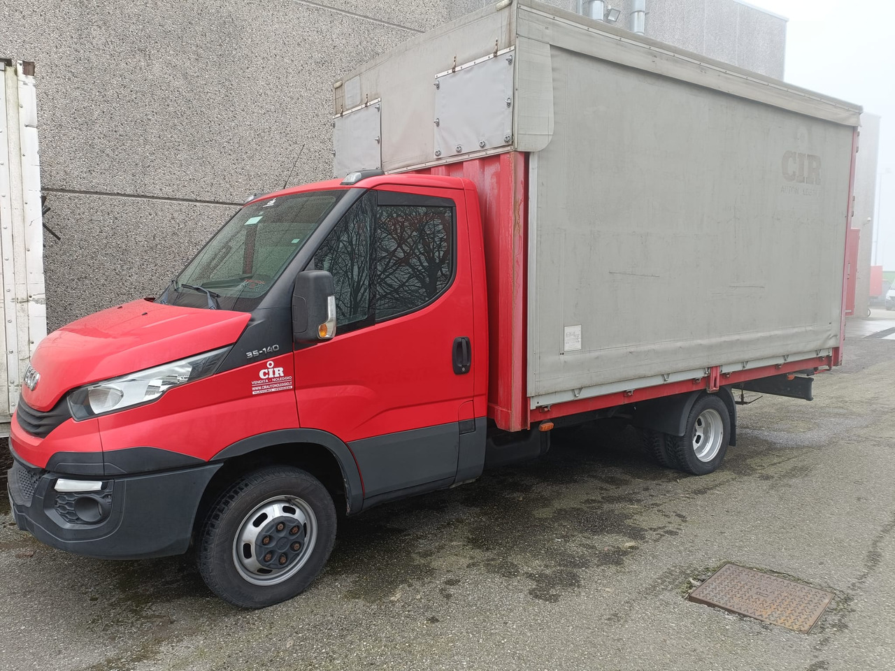 IVECO DAILY 35C14 CENTINA SCORREVOLE - Тентованный фургон: фото 1 IVECO DAILY 35C14 CENTINA SCORREVOLE - Тентованный фургон: фото 1