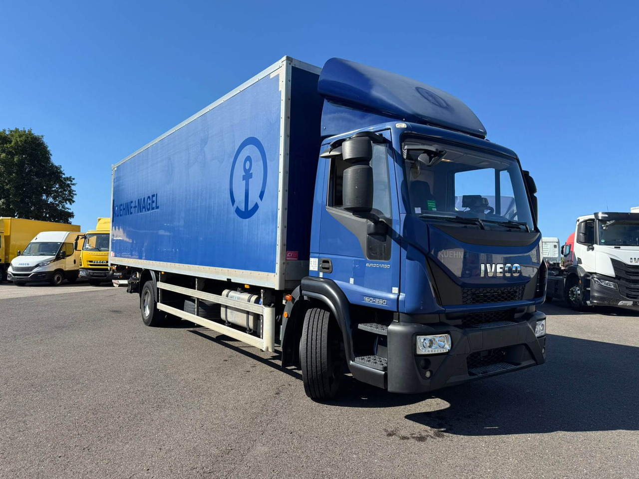IVECO EUROCARGO 160E25P - Грузовик с закрытым кузовом: фото 1 IVECO EUROCARGO 160E25P - Грузовик с закрытым кузовом: фото 1