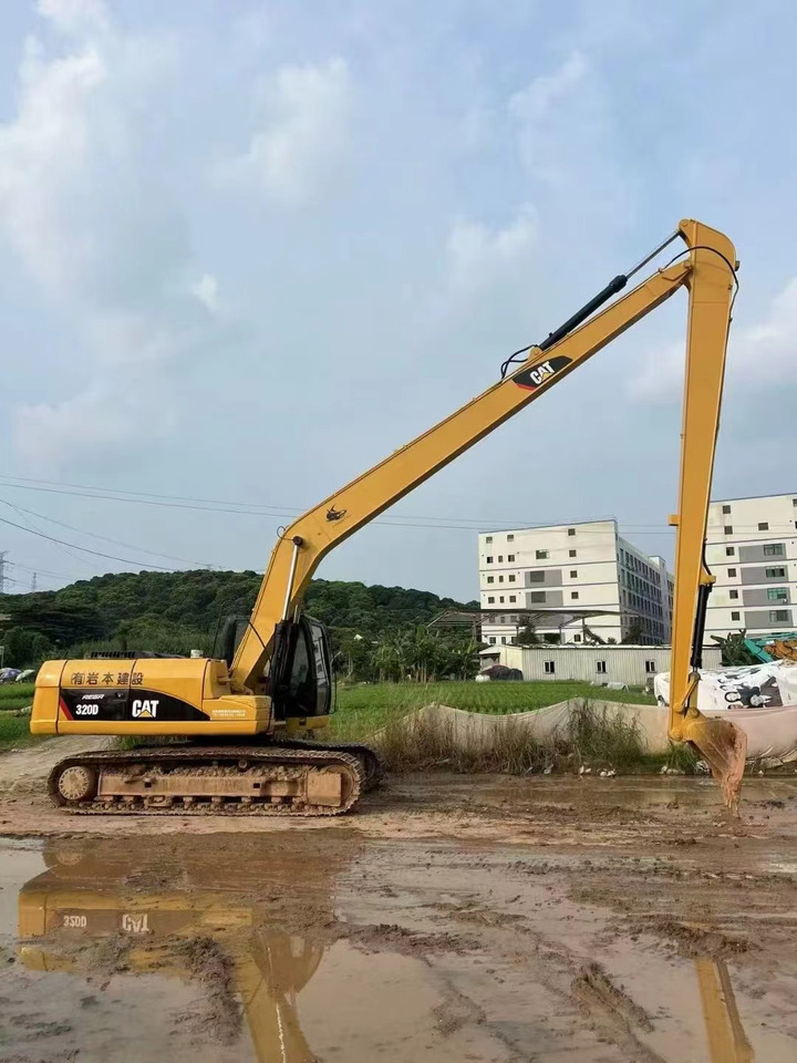 CAT 320D Extended Arm - Гусеничный экскаватор: фото 1 CAT 320D Extended Arm - Гусеничный экскаватор: фото 1