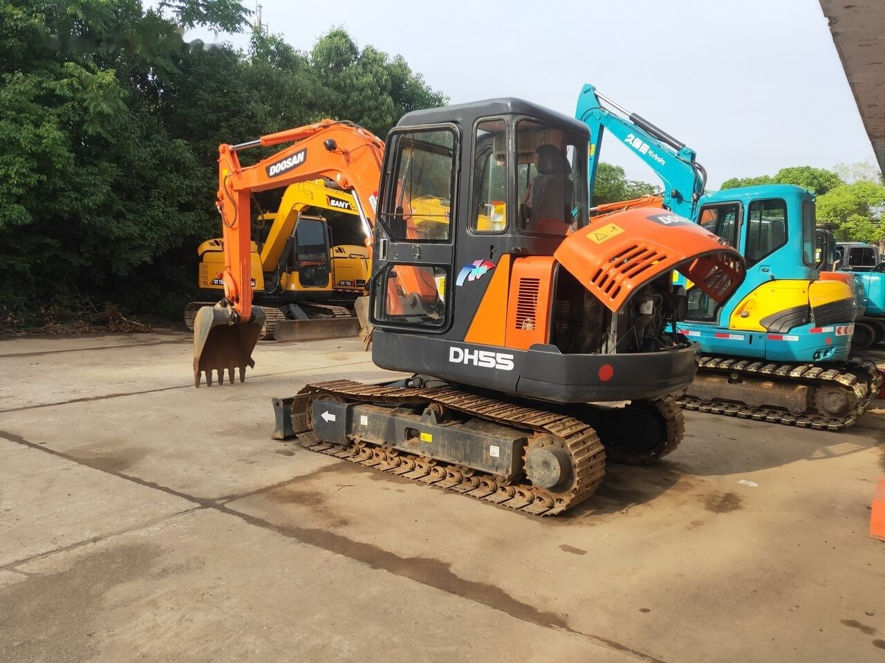 Doosan DH55 - Мини-экскаватор: фото 3 Doosan DH55 - Мини-экскаватор: фото 3
