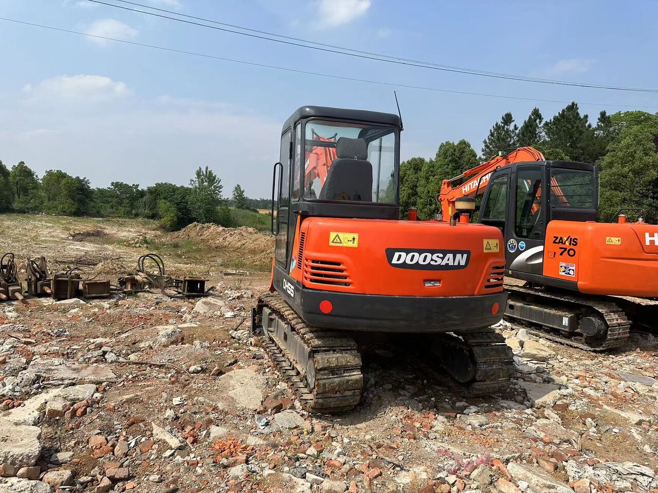 Doosan DH55 - Гусеничный экскаватор: фото 2 Doosan DH55 - Гусеничный экскаватор: фото 2