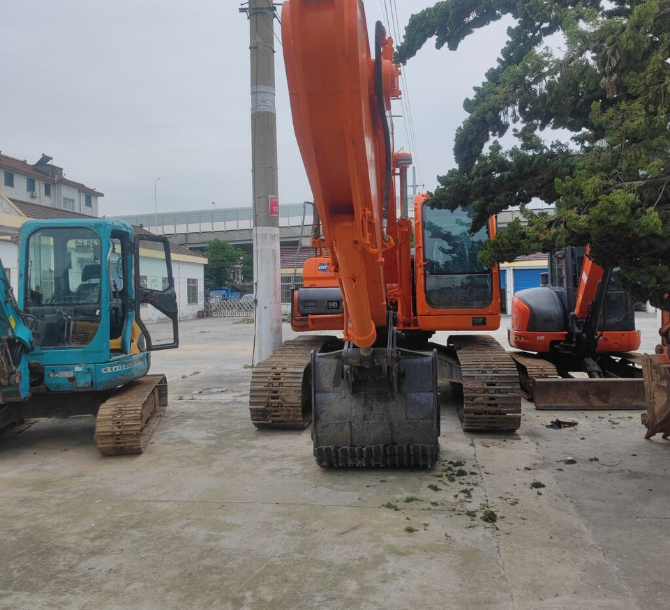 Doosan DX225LC-7 - Гусеничный экскаватор: фото 4 Doosan DX225LC-7 - Гусеничный экскаватор: фото 4