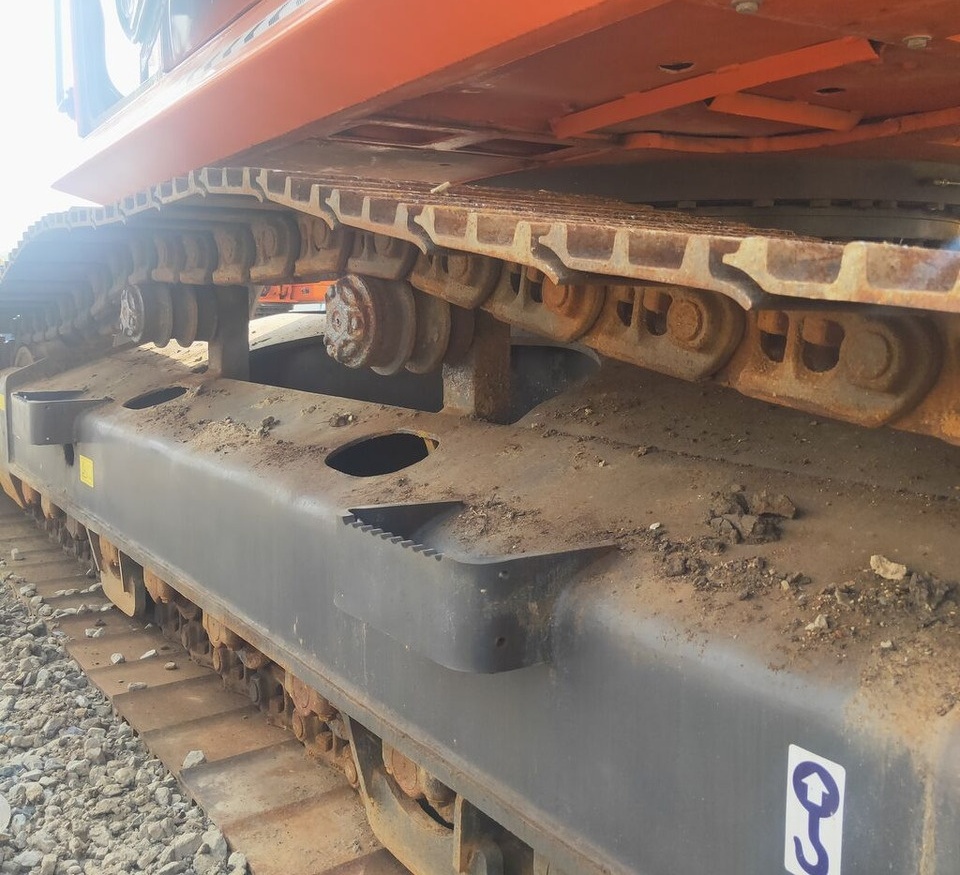 Doosan DX260LC - Гусеничный экскаватор: фото 1 Doosan DX260LC - Гусеничный экскаватор: фото 1