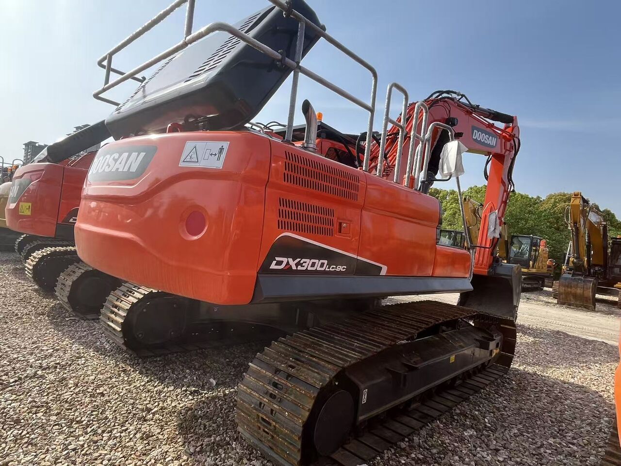 Doosan DX300 - Гусеничный экскаватор: фото 2 Doosan DX300 - Гусеничный экскаватор: фото 2