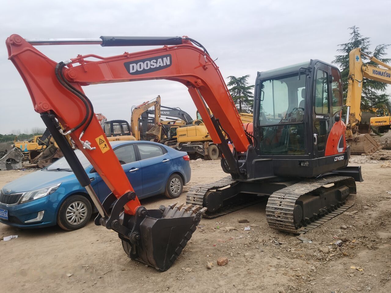 Doosan DX60 - Гусеничный экскаватор: фото 2 Doosan DX60 - Гусеничный экскаватор: фото 2