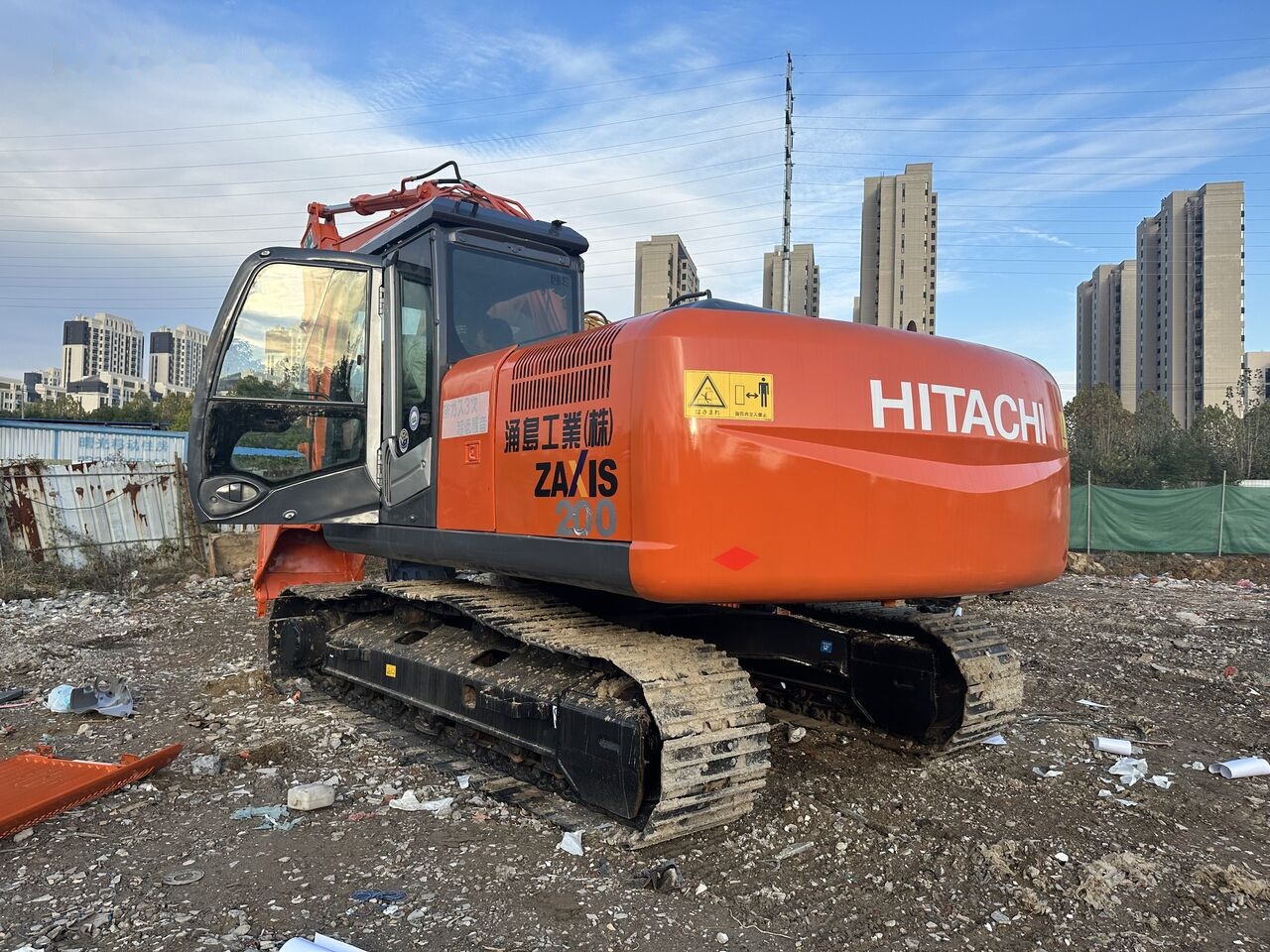 Hitachi ZX200-3 - Гусеничный экскаватор: фото 5 Hitachi ZX200-3 - Гусеничный экскаватор: фото 5