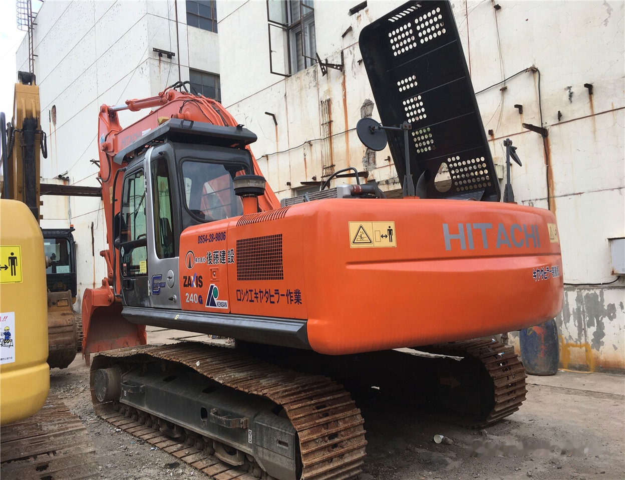 Гусеничный экскаватор Hitachi ZX240-3G: фото 7