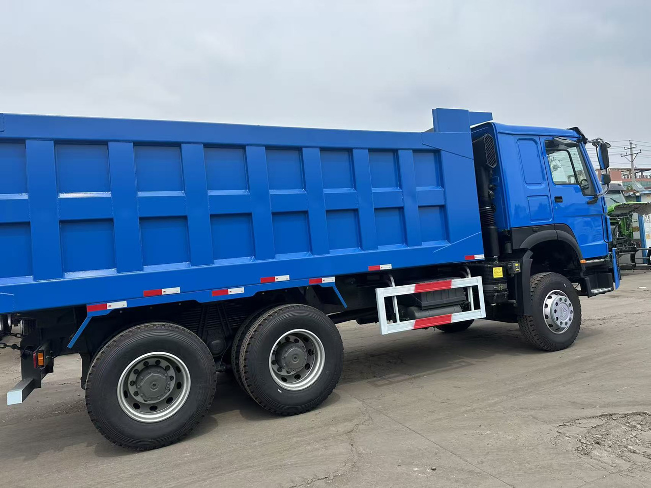 Howo 371 6*4 truck - Самосвал: фото 5 Howo 371 6*4 truck - Самосвал: фото 5