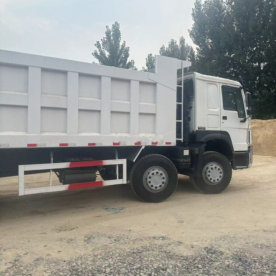 Howo 371 8X4 - Самосвал: фото 4 Howo 371 8X4 - Самосвал: фото 4