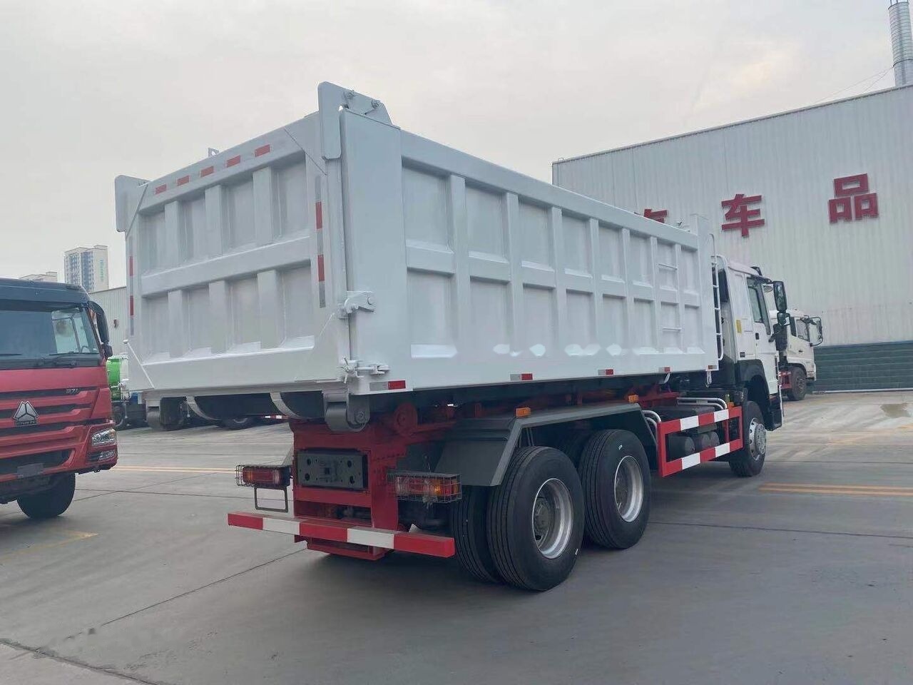 Howo 371 - Самосвал: фото 3 Howo 371 - Самосвал: фото 3