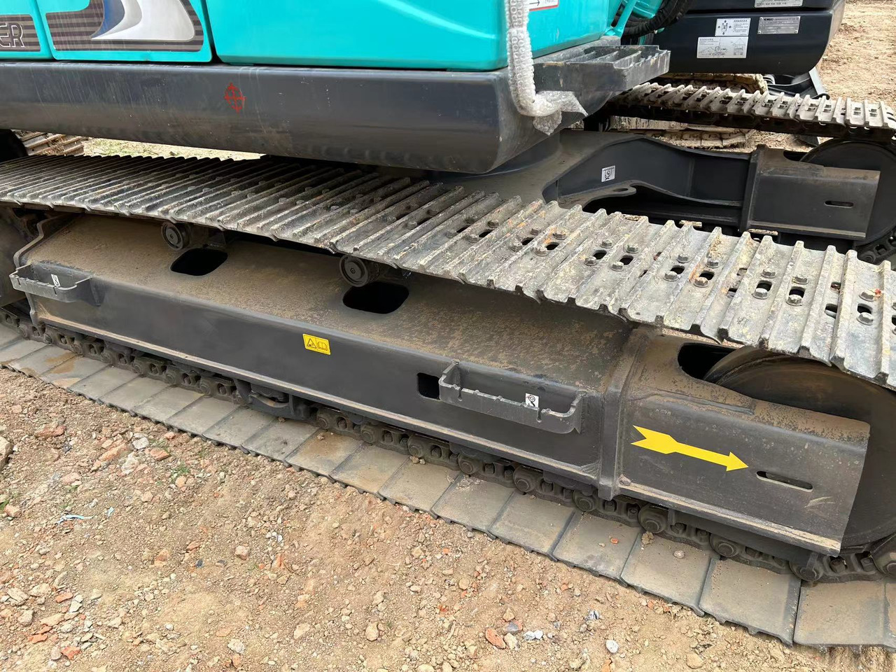 KOBELCO SK140LC-8 - Гусеничный экскаватор: фото 1 KOBELCO SK140LC-8 - Гусеничный экскаватор: фото 1