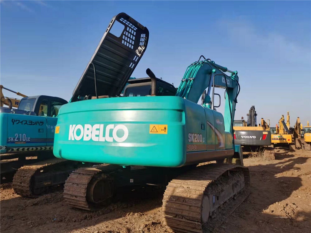 Kobelco SK200LC - Гусеничный экскаватор: фото 2 Kobelco SK200LC - Гусеничный экскаватор: фото 2