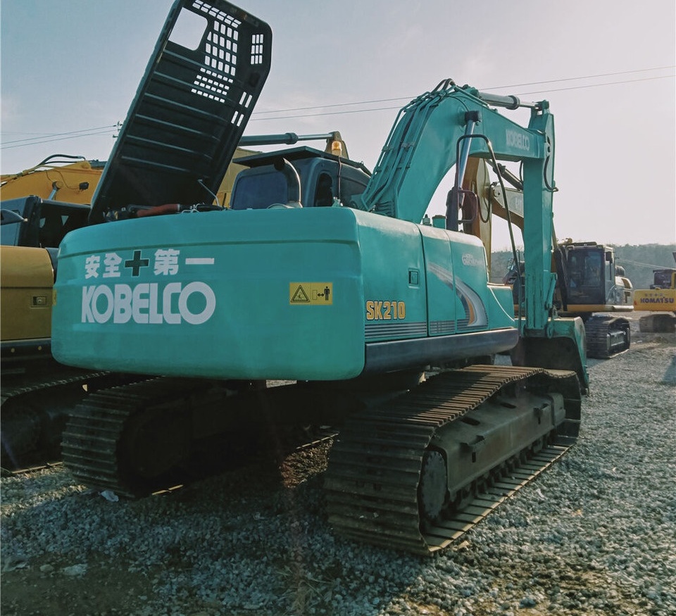 Kobelco SK210 - Гусеничный экскаватор: фото 3 Kobelco SK210 - Гусеничный экскаватор: фото 3