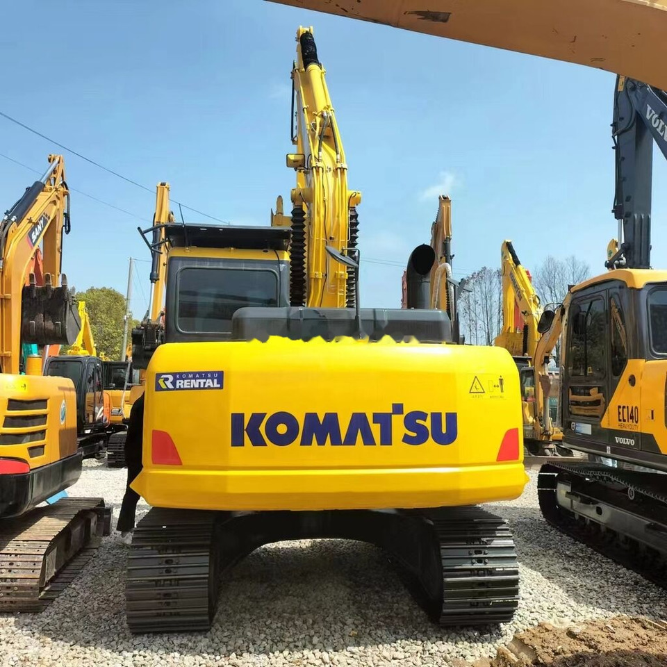 Komatsu PC130 - Гусеничный экскаватор: фото 1 Komatsu PC130 - Гусеничный экскаватор: фото 1