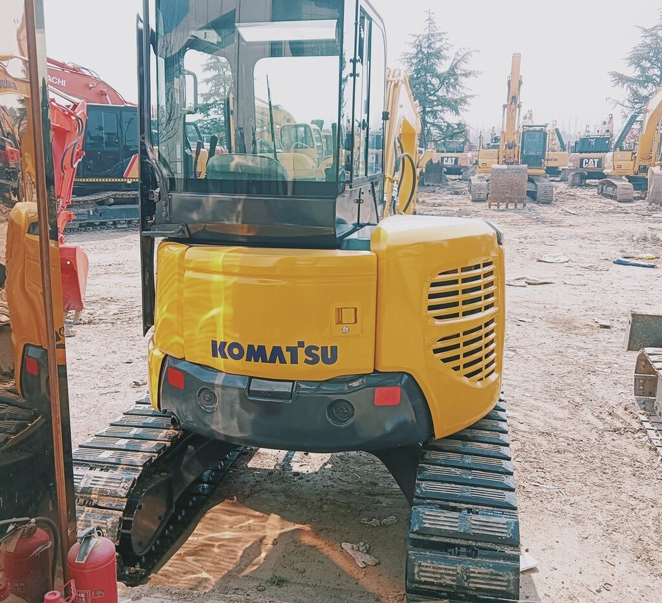 Мини-экскаватор Komatsu PC40MR: фото 6 Мини-экскаватор Komatsu PC40MR: фото 6