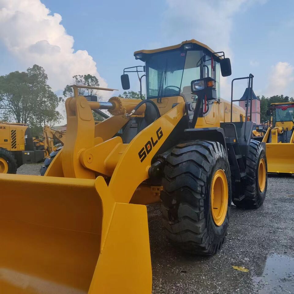SDLG L958F - Колёсный погрузчик: фото 1 SDLG L958F - Колёсный погрузчик: фото 1