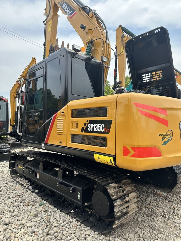 Sany SY135C - Гусеничный экскаватор: фото 2 Sany SY135C - Гусеничный экскаватор: фото 2