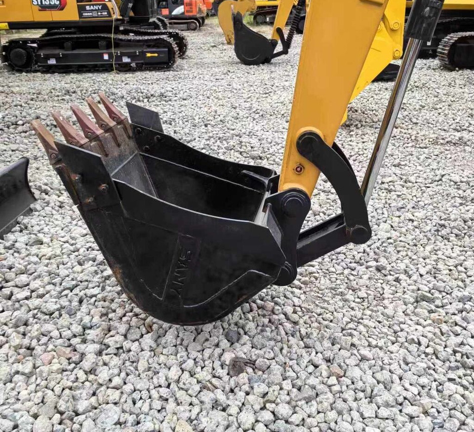 Sany SY75C - Гусеничный экскаватор: фото 1 Sany SY75C - Гусеничный экскаватор: фото 1