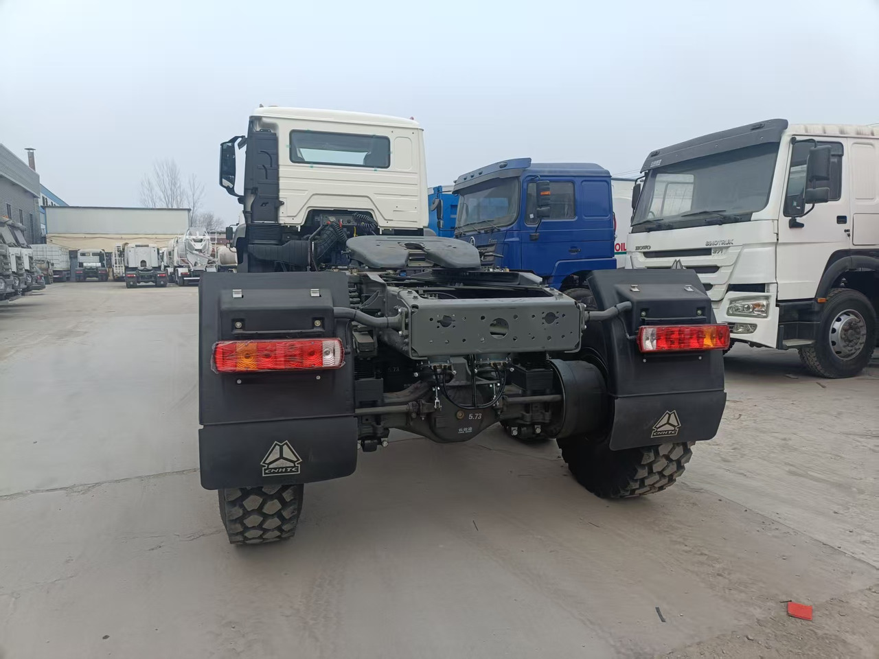 HOWO 6x6 - Тягач: фото 4 HOWO 6x6 - Тягач: фото 4