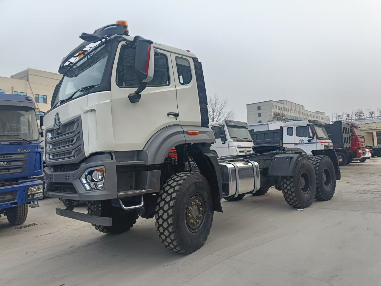 HOWO 6x6 - Тягач: фото 2 HOWO 6x6 - Тягач: фото 2