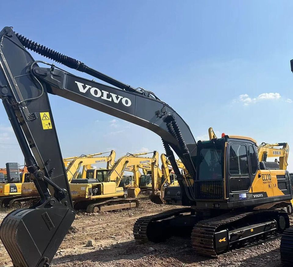 Volvo EC210 - Гусеничный экскаватор: фото 1 Volvo EC210 - Гусеничный экскаватор: фото 1
