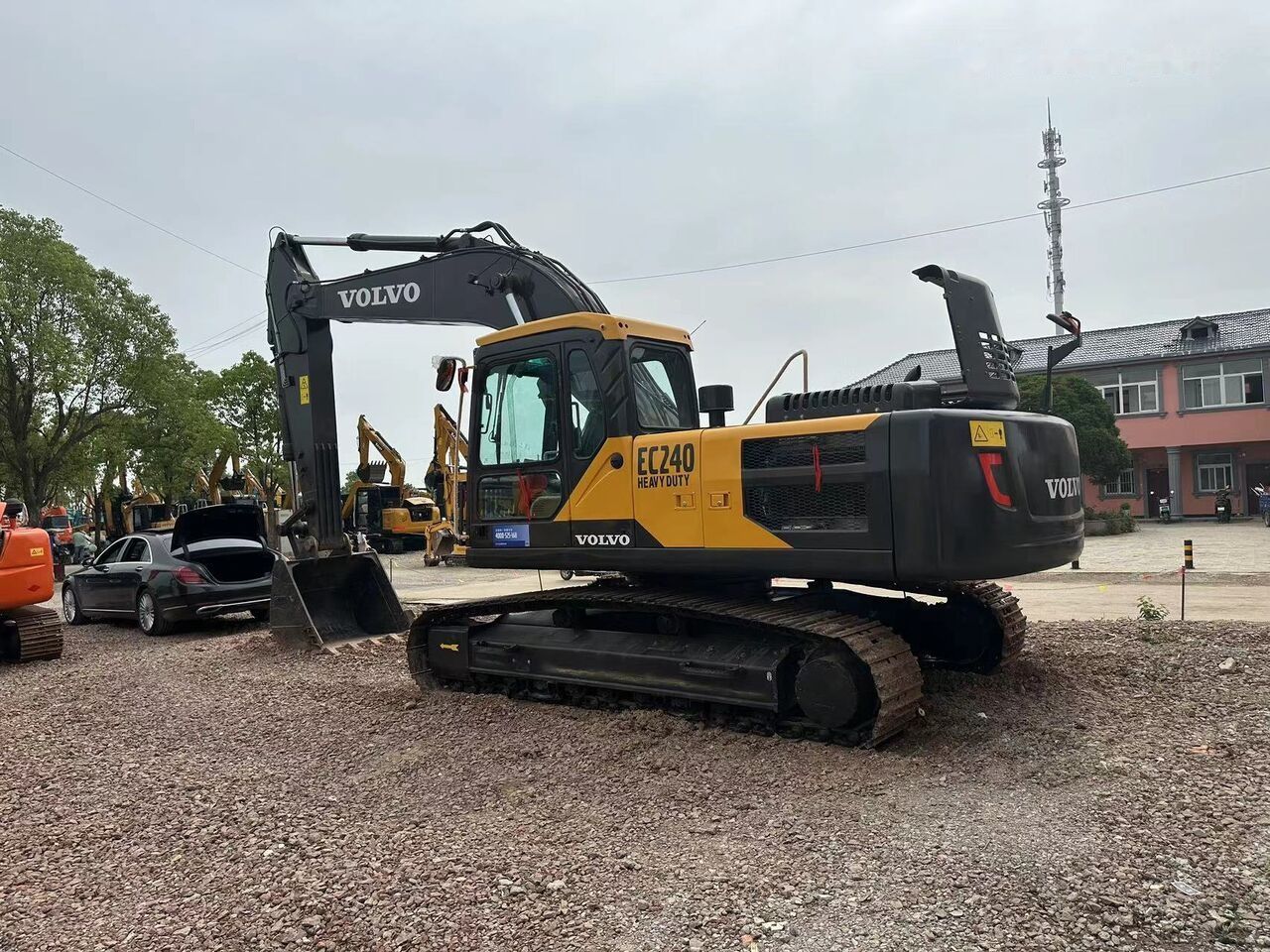 Volvo EC240 - Гусеничный экскаватор: фото 4 Volvo EC240 - Гусеничный экскаватор: фото 4