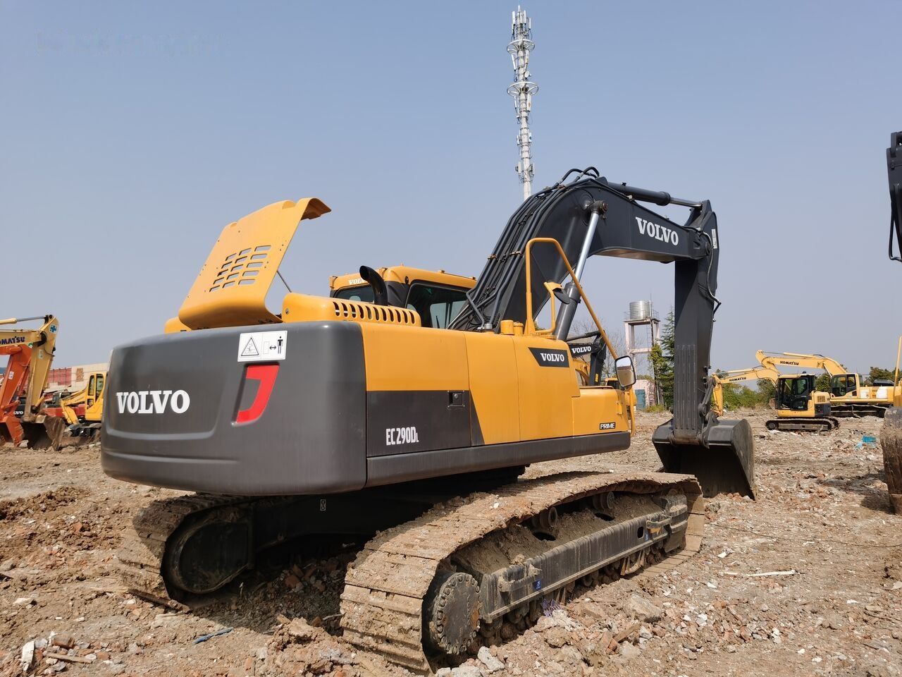 Volvo EC290 - Гусеничный экскаватор: фото 3 Volvo EC290 - Гусеничный экскаватор: фото 3
