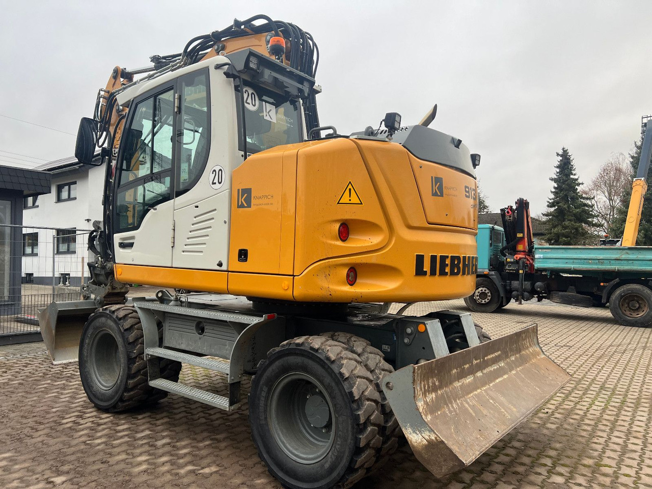 Liebherr A 913 Comp. Powertilt - Колёсный экскаватор: фото 2 Liebherr A 913 Comp. Powertilt - Колёсный экскаватор: фото 2