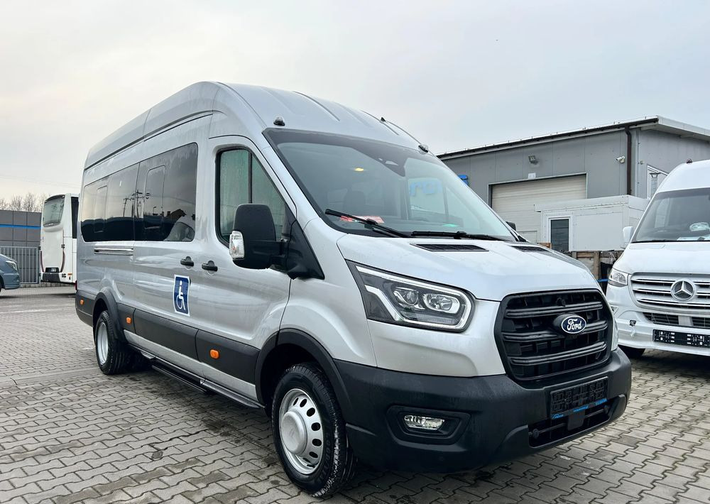 Новый Микроавтобус, Пассажирский фургон Ford Transit: фото 1