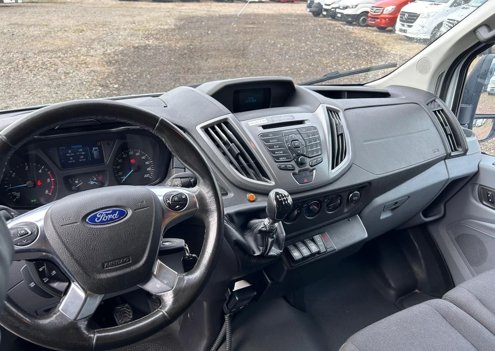 Микроавтобус, Пассажирский фургон Ford Transit: фото 17 Микроавтобус, Пассажирский фургон Ford Transit: фото 17