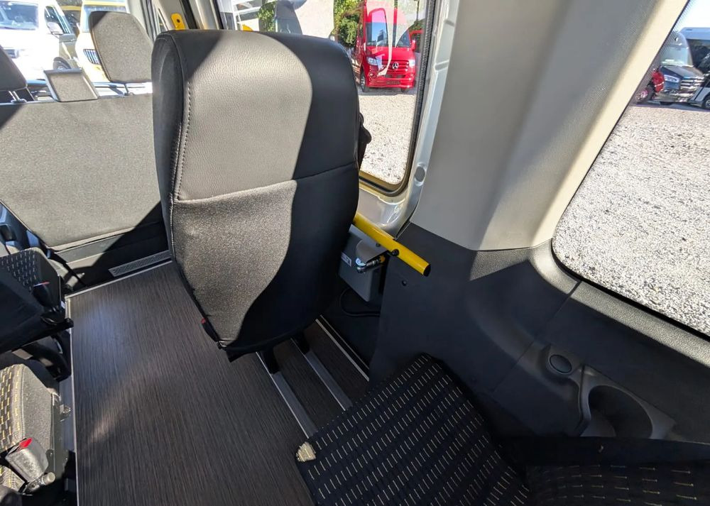 Новый Микроавтобус, Пассажирский фургон Ford Transit: фото 23