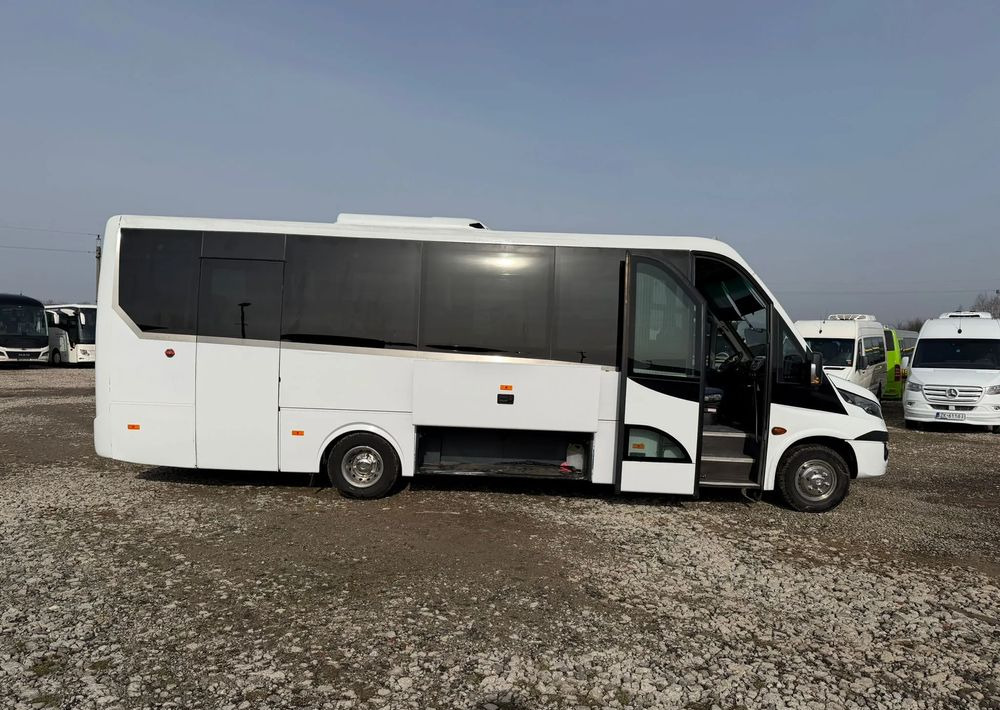 Iveco Daily - Микроавтобус, Пассажирский фургон: фото 3 Iveco Daily - Микроавтобус, Пассажирский фургон: фото 3