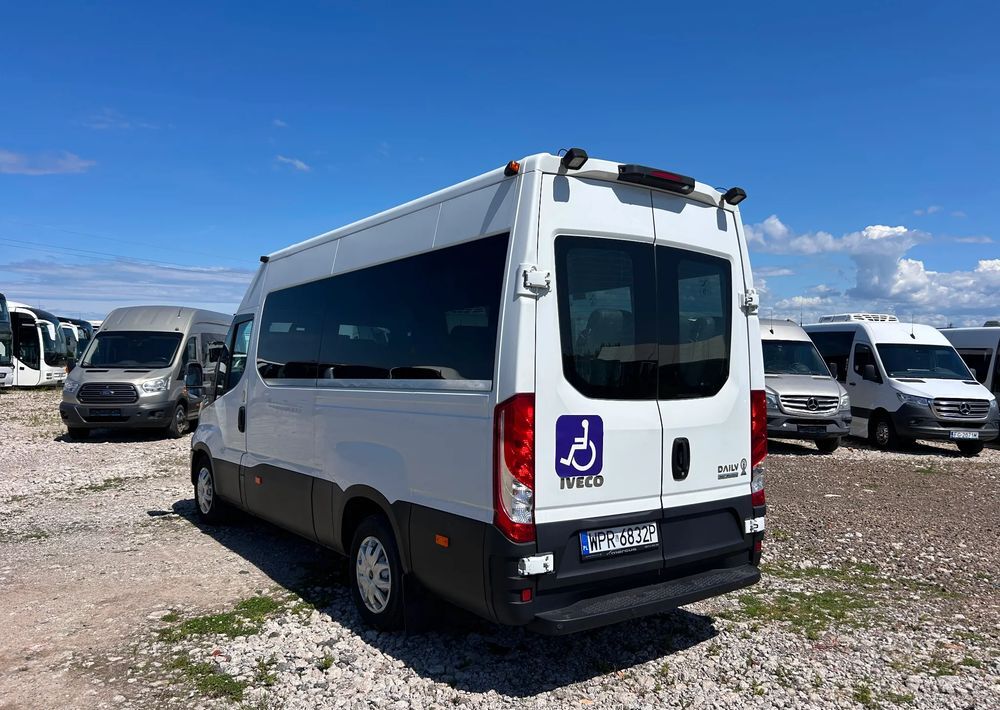 Iveco Forveda - Микроавтобус, Пассажирский фургон: фото 5 Iveco Forveda - Микроавтобус, Пассажирский фургон: фото 5