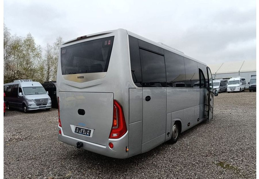 Iveco Mercus Daily 70C21 Nowość 39 miejsc - Микроавтобус, Пассажирский фургон: фото 4 Iveco Mercus Daily 70C21 Nowość 39 miejsc - Микроавтобус, Пассажирский фургон: фото 4