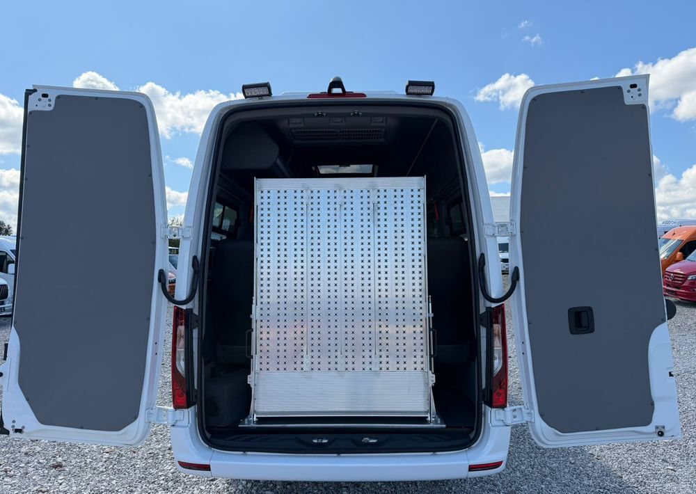 Mercedes-Benz eSprinter - Микроавтобус, Электробус: фото 5 Mercedes-Benz eSprinter - Микроавтобус, Электробус: фото 5