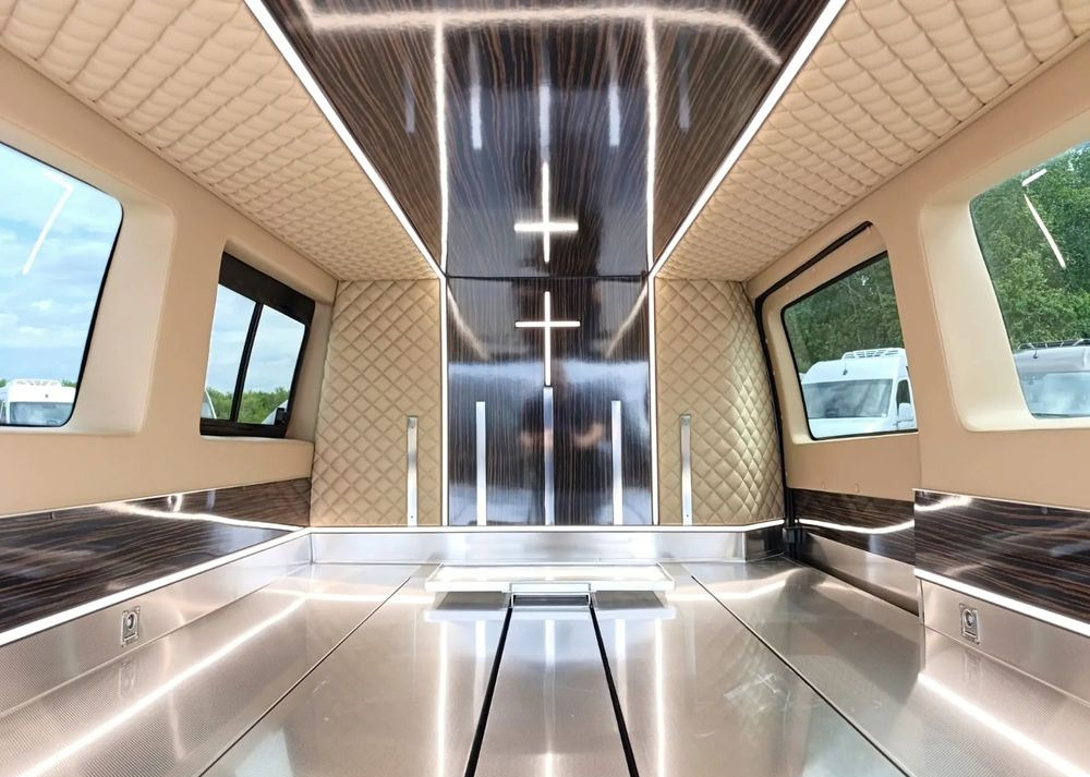 Цельнометаллический фургон, Коммунальная/ Специальная техника Mercedes-Benz eVito: фото 11 Цельнометаллический фургон, Коммунальная/ Специальная техника Mercedes-Benz eVito: фото 11