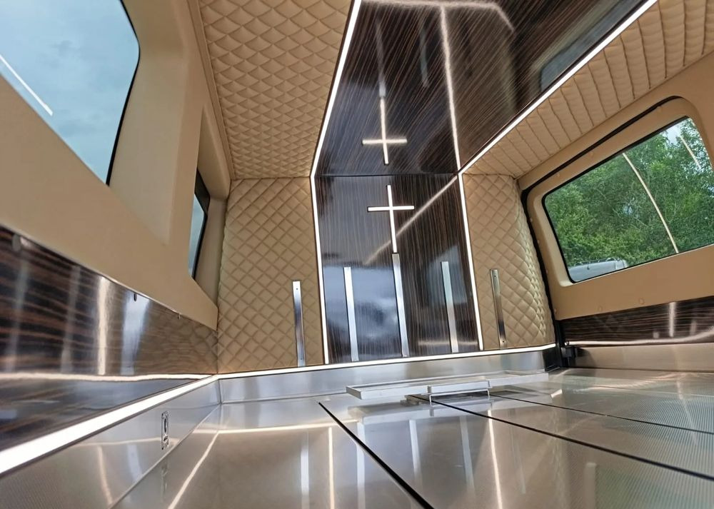 Цельнометаллический фургон, Коммунальная/ Специальная техника Mercedes-Benz eVito: фото 12 Цельнометаллический фургон, Коммунальная/ Специальная техника Mercedes-Benz eVito: фото 12