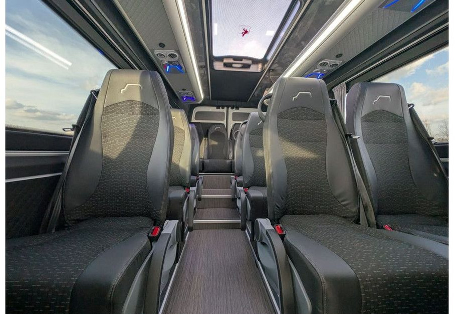 Микроавтобус, Пассажирский фургон Volkswagen Crafter: фото 20 Микроавтобус, Пассажирский фургон Volkswagen Crafter: фото 20